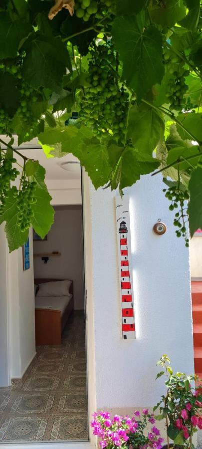 Apartmani Centar Seline Paklenica Buitenkant foto